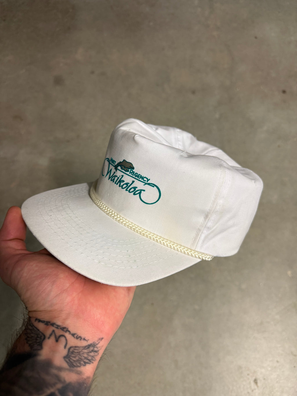 Vintage ‘waikoloa’ strap back cap