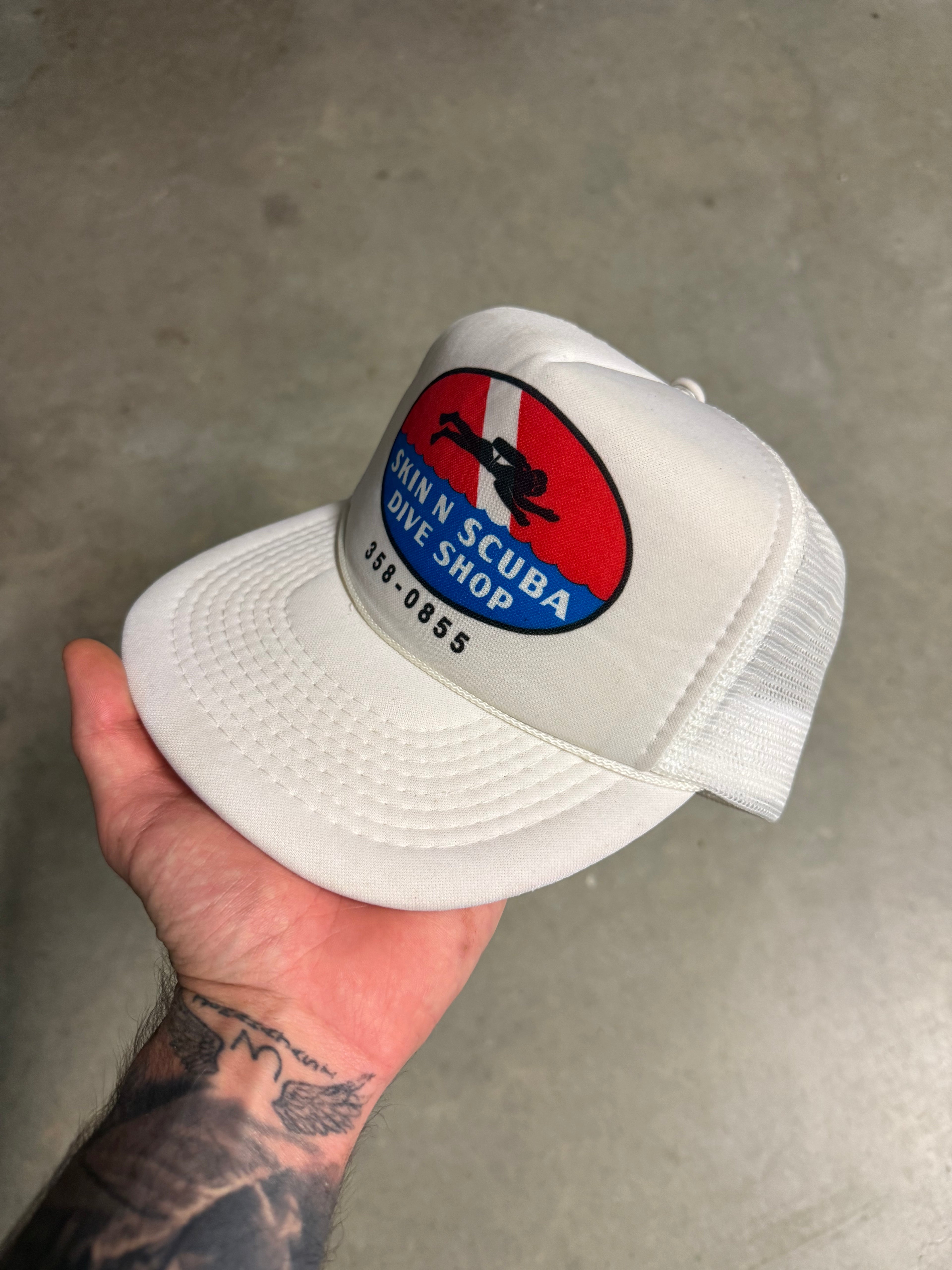 Vintage ‘skin scuba dive shop’ trucker cap