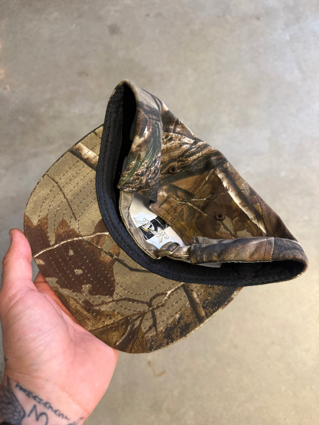 Realtree Rieth Riley strap back