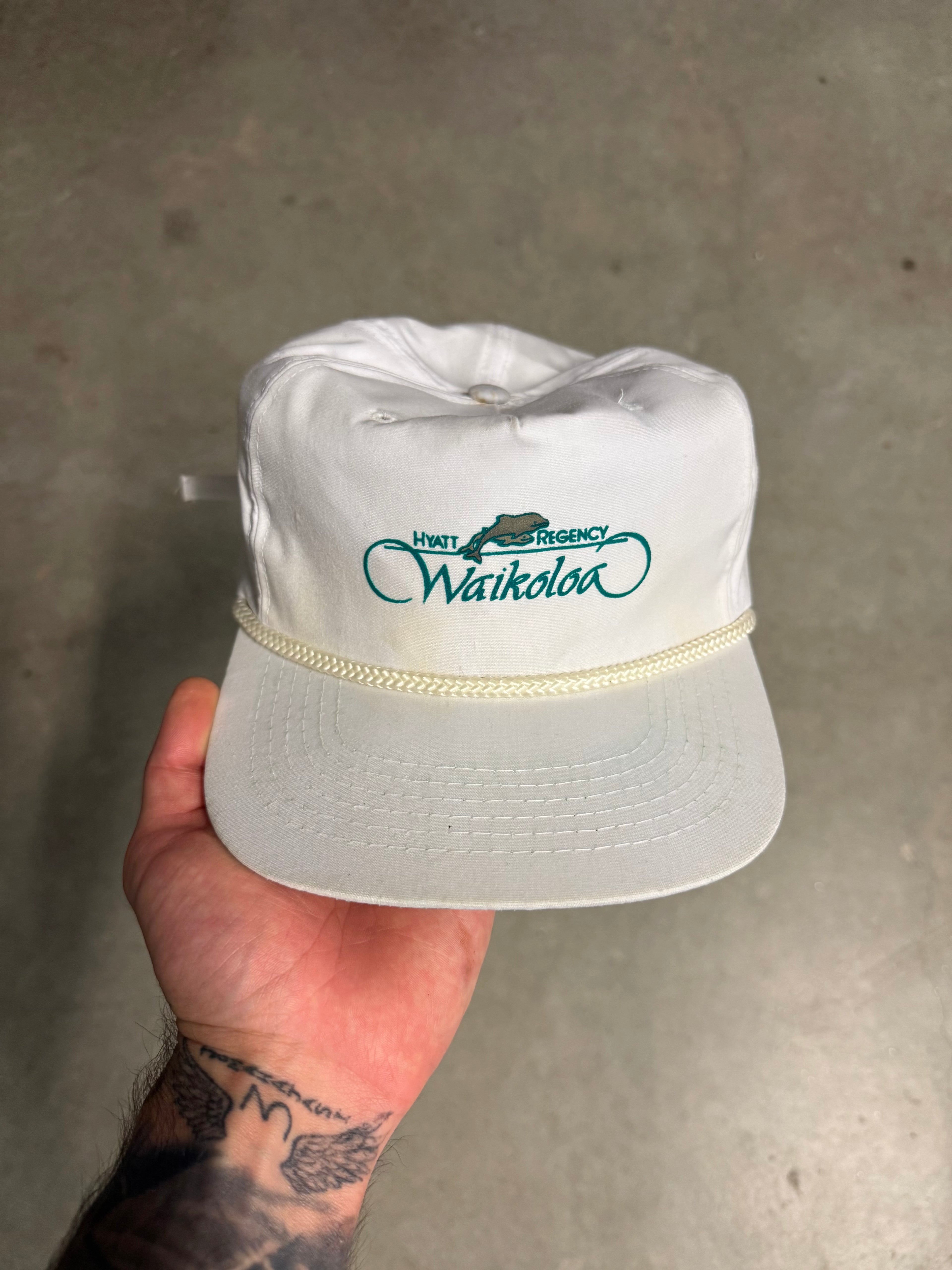 Vintage ‘waikoloa’ strap back cap