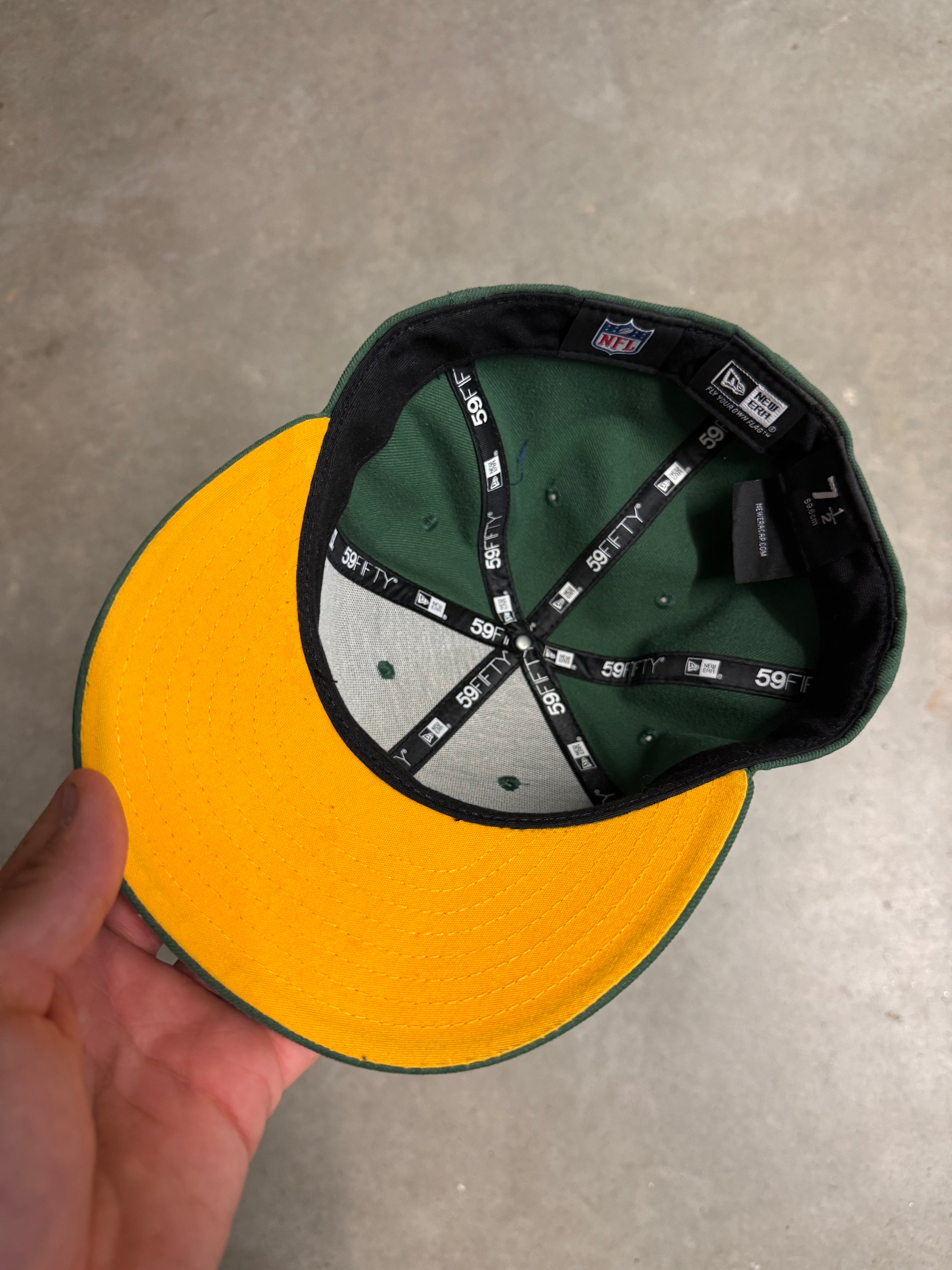 Heritage GreenBay packers fitted cap - size 7 1/2